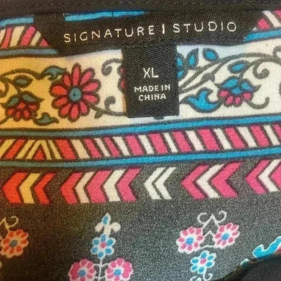 Open shoulder blouse in turquoise pink black & white size XL - Picture 4 of 5